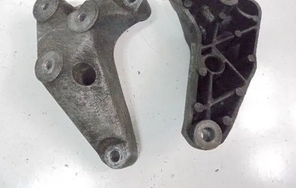 Opel Astra G Engine mounting bracket 90575142
