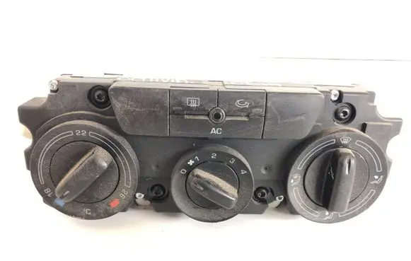 Skoda Octavia Mk2 (1Z) Climate control unit