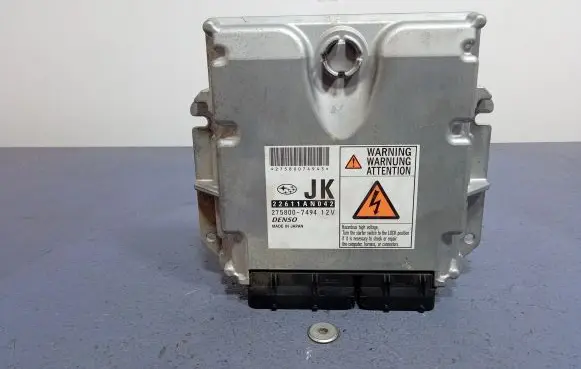 Subaru Legacy Engine control unit/module ECU 22611AN042