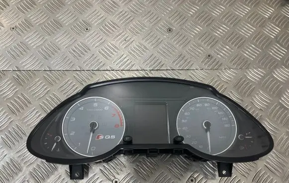 Audi Q5 SQ5 Speedometer (instrument cluster) 8R0920982C