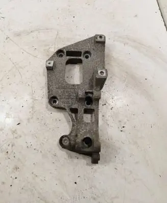 Volkswagen Golf V Engine mounting bracket 06F903143F
