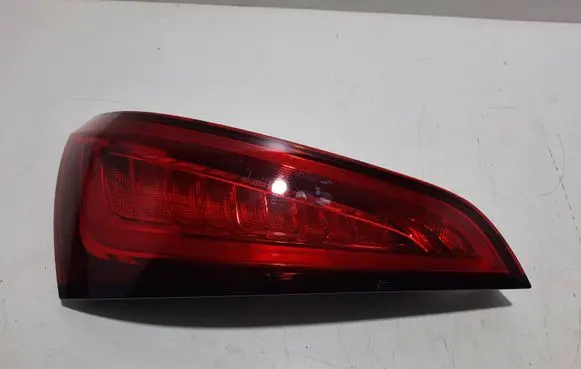 Audi Q5 SQ5 Tailgate rear/tail lights 8R0945093D