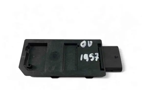 Volkswagen ID.4 Keyless system antenna 5WA962133F