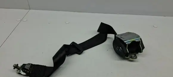 Rear seatbelt