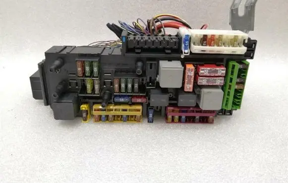 Mercedes-Benz CLS C218 AMG SAM control unit A2129003922