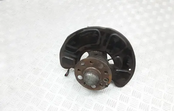 Mercedes-Benz E W212 Front wheel hub 21207 A2124201144 A2129050701