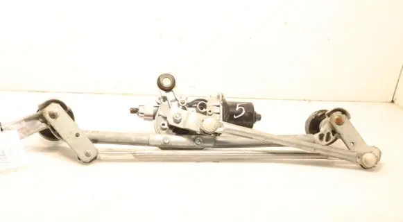 Nissan X-Trail T32 Front wiper linkage and motor 9Y26CO531152