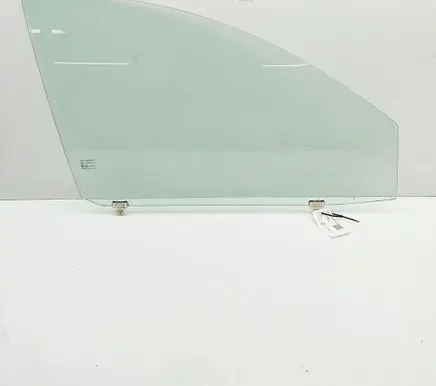 Mitsubishi L200 Front door window glass four-door 5706A958