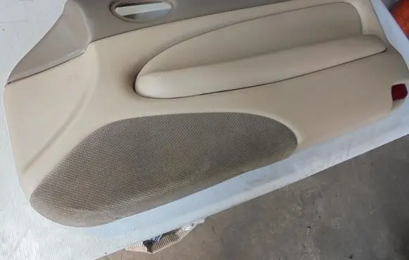 Jaguar XK8 - XKR Front door card panel trim