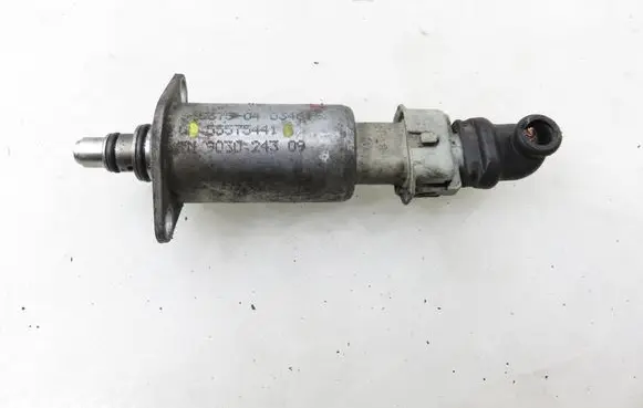 Opel Vectra C Fuel pressure sensor 55575441