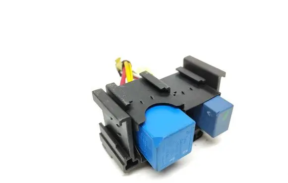 Renault Trafic III (X82) Other relay 8200900821 12V40A V23136B1X67