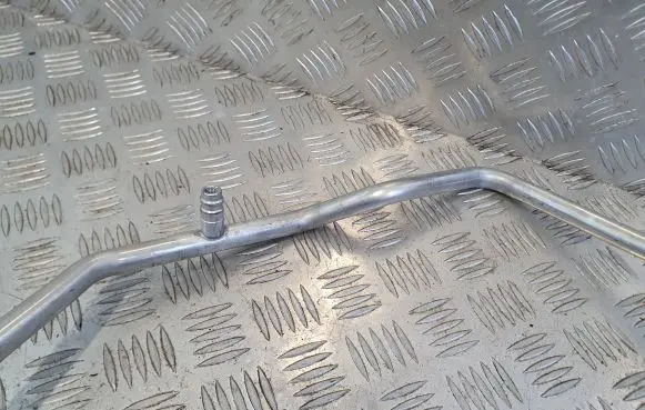 Volkswagen Up Air conditioning (A/C) pipe/hose 1S0816743C