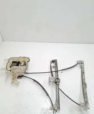 Seat Leon (1P) Front door window regulator with motor 5P0837402AA 5P0837402Q