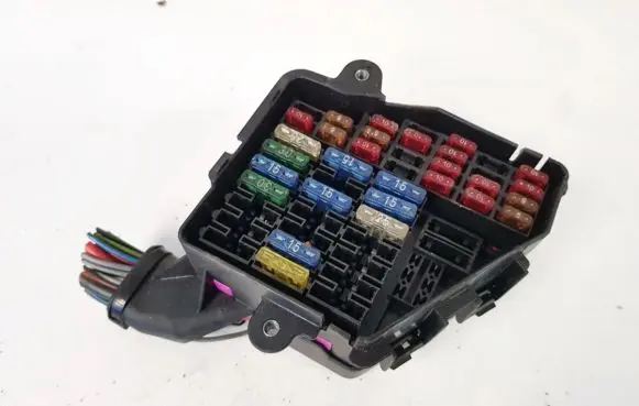 Audi A4 S4 B5 8D Fuse box set 2336347