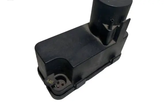 Mercedes-Benz E W124 Central locking vacuum pump 0132006300 0095000246