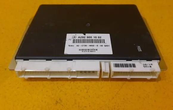 Mercedes-Benz GLE (W166 - C292) Air suspension control unit module (rear) A2929001002