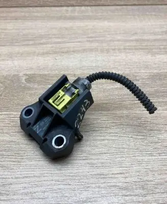 Lexus IS 220D-250-350 Airbag deployment crash/impact sensor 8917353040