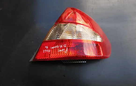 Toyota Prius (XW10) Rear/tail lights P1042 STANLEYP1042