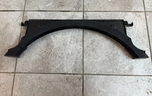 Volkswagen Amarok II Intercooler air guide/duct channel