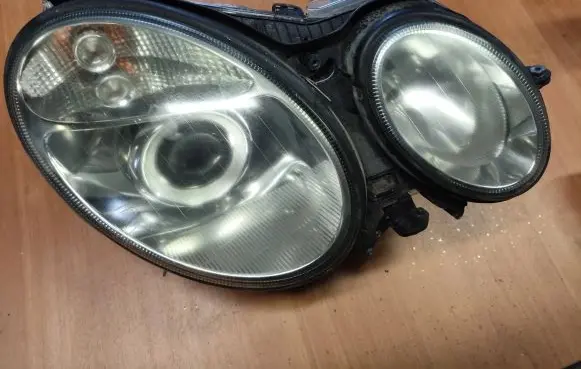 Mercedes-Benz E W211 Headlight/headlamp 15436001