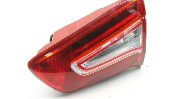 KIA Sportage Tailgate rear/tail lights