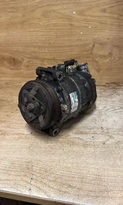 Volvo V70 Air conditioning (A/C) compressor (pump) 