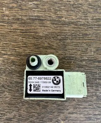 BMW X3 E83 Airbag deployment crash/impact sensor 6978822 65776978822 5WK4344811585229