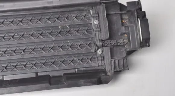 Volvo XC60 Intercooler air channel guide 31425366