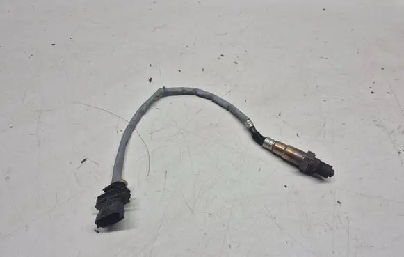 Opel Astra J Lambda probe sensor 55563348
