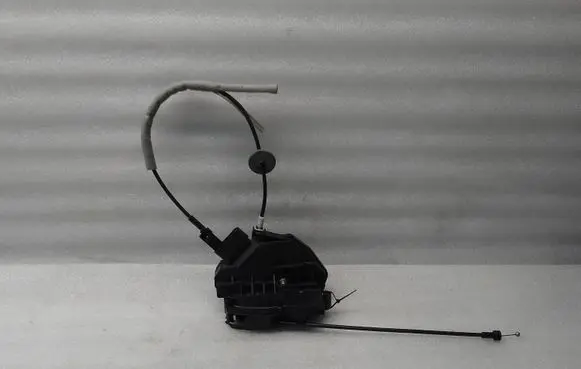 Volvo V60 Front door lock 31301738 A046465