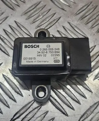 BMW 5 E39 ESP acceleration yaw rate sensor 0265005248 0018915