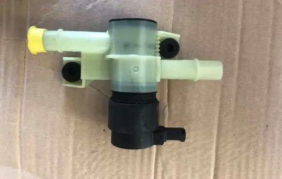Volkswagen Arteon Fuel pressure regulator 5QF201549A 42202100053A 588000000