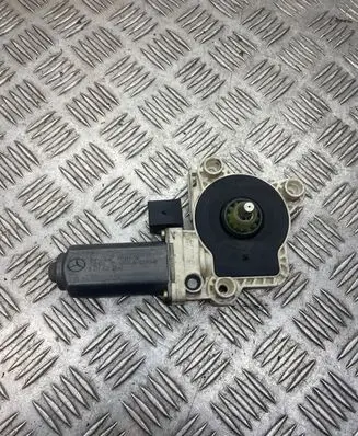 Mercedes-Benz E W211 Rear door window regulator motor 991893100 A2118202342 03093642