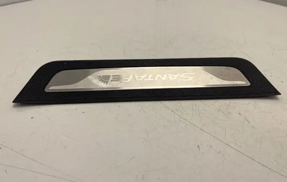 Hyundai Santa Fe side skirts sill cover 858882W500