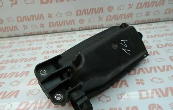 Mercedes-Benz E W212 Vacuum air tank A6510700868