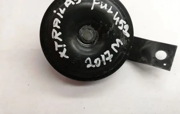 Nissan X-Trail T32 Horn signal 256104CC0A