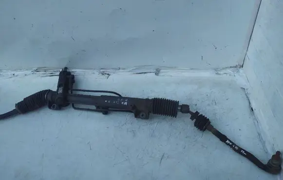 BMW 5 E39 Steering rack