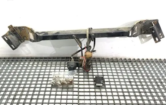 BMW 5 E60 E61 Tow bar