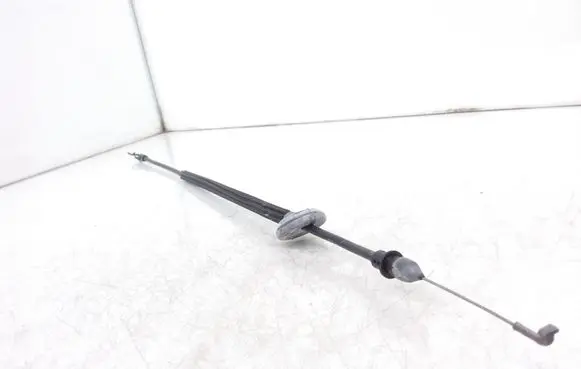 Volkswagen Touran I Front door cable line 1T0837086A