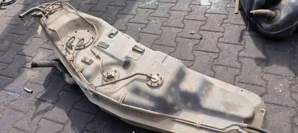 Mitsubishi Pajero Fuel tank