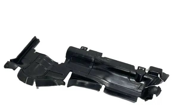 Audi A4 S4 B9 8W Intercooler air guide/duct channel 8W0121284AL 44837