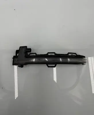 BMW X5 F15 Mirror indicator light A047145 7291217