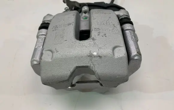 BMW X4 G02 Rear brake caliper 6887386