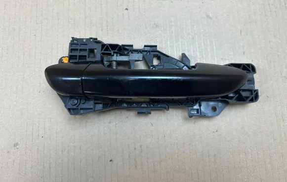 Volkswagen PASSAT B6 Front door exterior handle 3C0837886J
