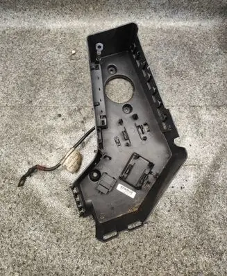 Opel Movano A Fuse box cover 7700309251