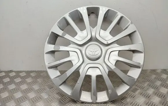 Toyota ProAce City R16 wheel hub/cap/trim 9810850177 9814734477