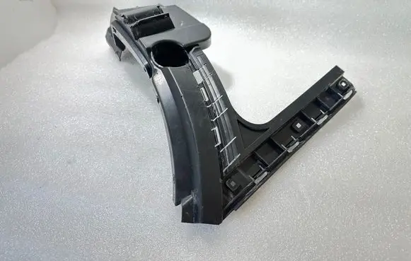 Volvo XC90 Rear bumper mounting bracket 30698136