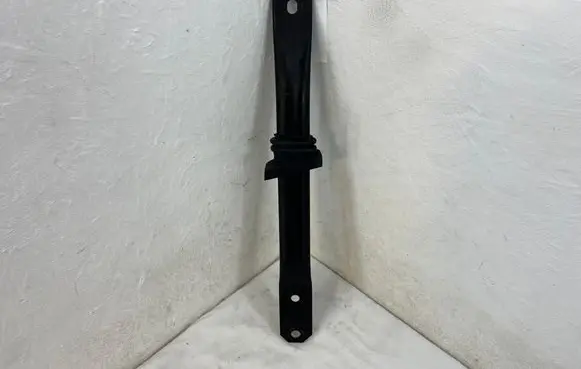 Radiator support slam panel bracket