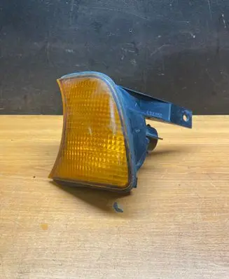 BMW 5 E34 Front indicator light 155243