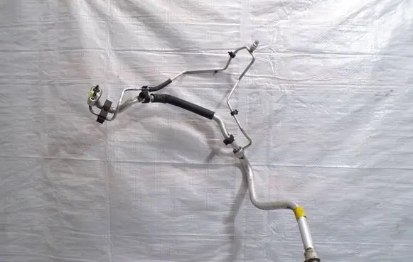 Opel Mokka X Air conditioning (A/C) pipe/hose 95422880